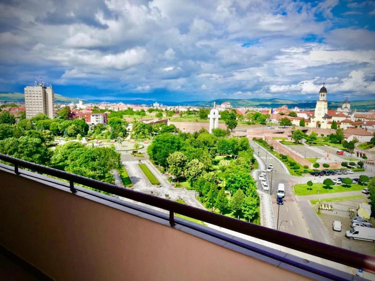 Midsummer Boulevard Apartment Alba Iulia Exterior foto