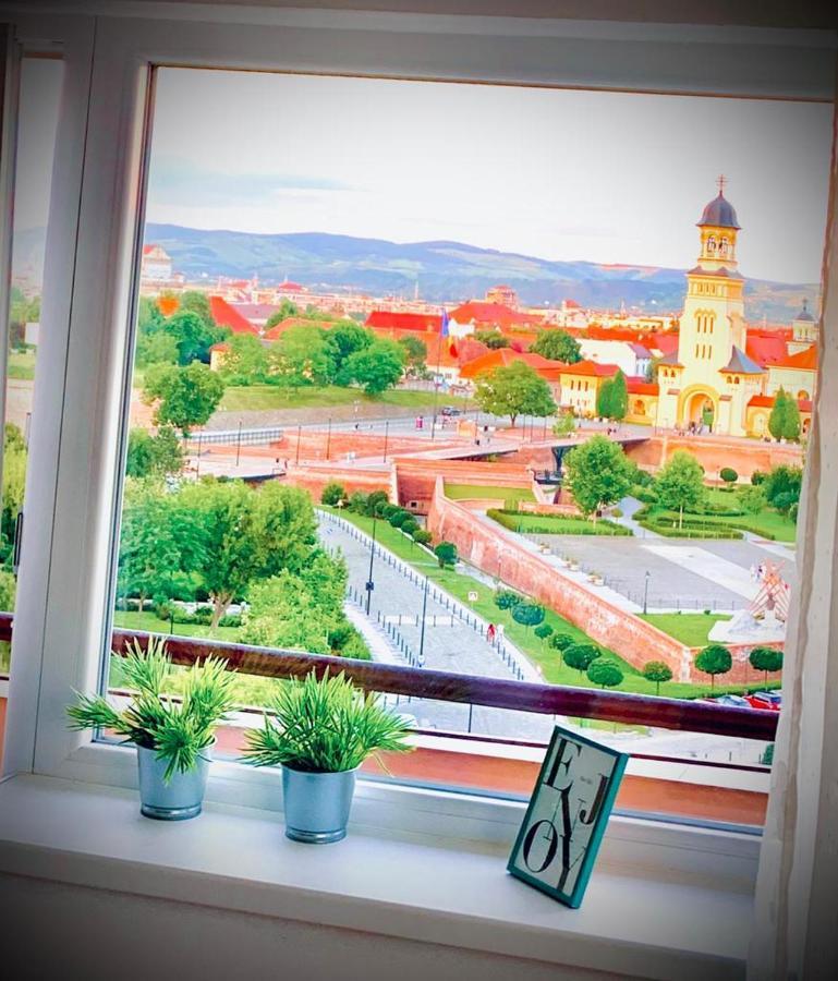 Midsummer Boulevard Apartment Alba Iulia Exterior foto